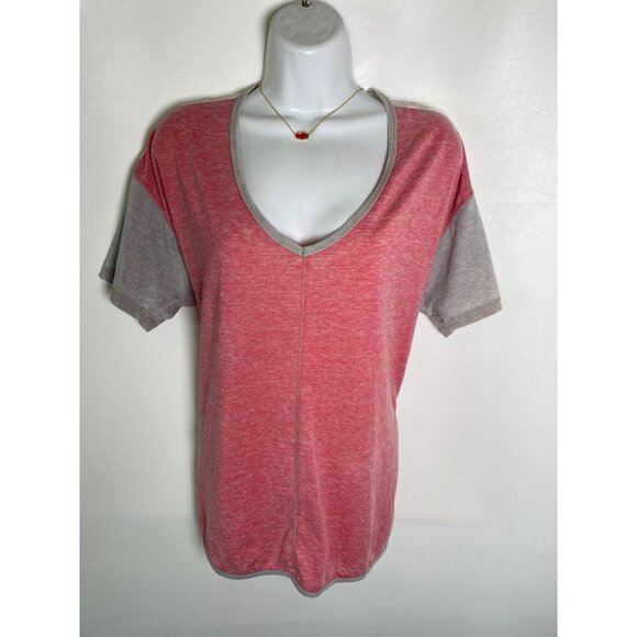 BKE Womens V-Neck Lace Back Top, Large - Picture 2 of 7